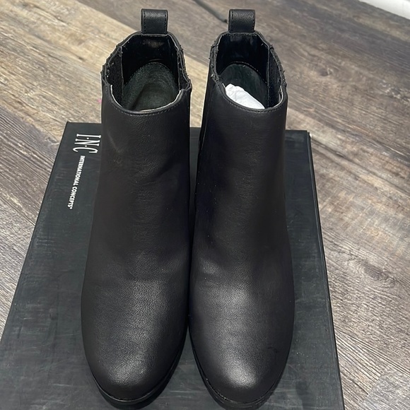 INC International Concepts Womens FAINN Closed Toe Ankle Chelsea Boots - Picture 1 of 15